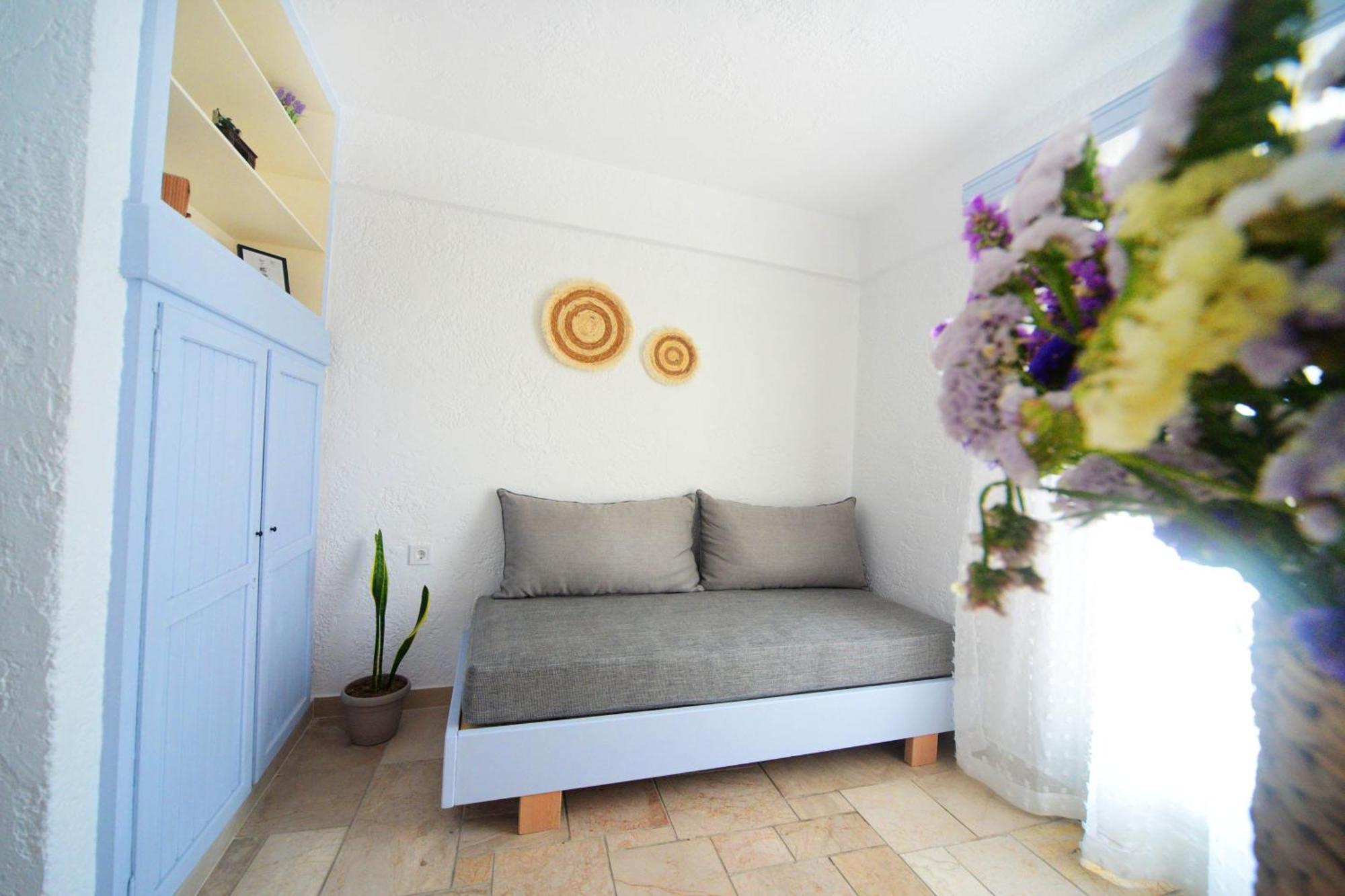 Anthelia Apartments Myrties Exterior foto